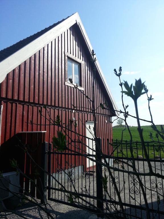 Bed and Breakfast Red Bird Farm Ystad Zewnętrze zdjęcie